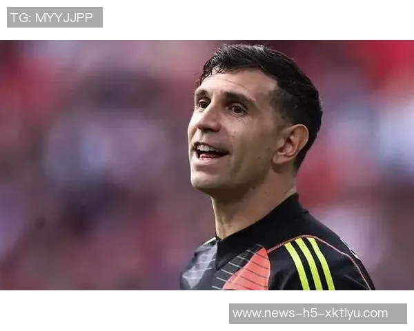 凌晨1点的坚持曼联门将拉门斯被曝加练锻炼不懈怠