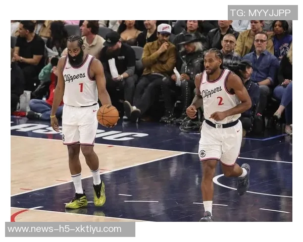 快船迎来赛季首个三连胜登卡单打与射手群默契配合助力球队表现提升 快船迎来赛季首个三连胜登卡单打与射手群默契配合助力球队表现提升