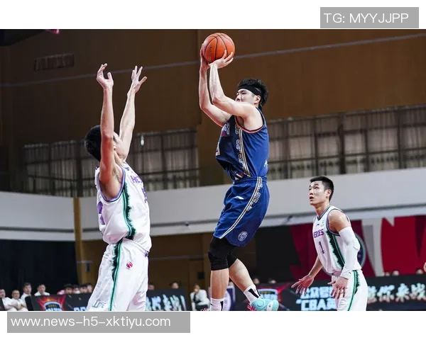 全能锋线沃特森状态火热近6场场均245分73板展现全面实力 全能锋线沃特森状态火热近6场场均245分73板展现全面实力